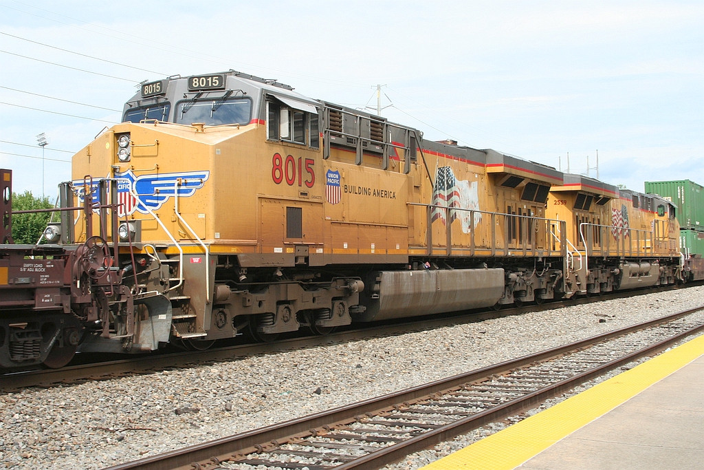 UP DPU power set for intermodal